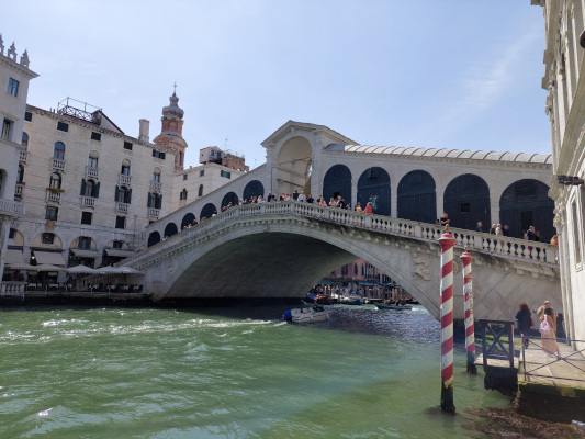 Rialto-híd Velence Olaszország